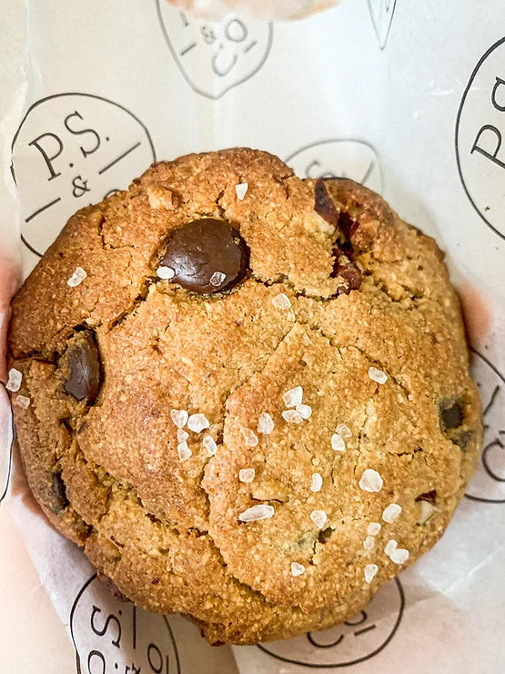 P.S. & Co.™ SEA SALT CHOCOLATE CHIP COOKIES