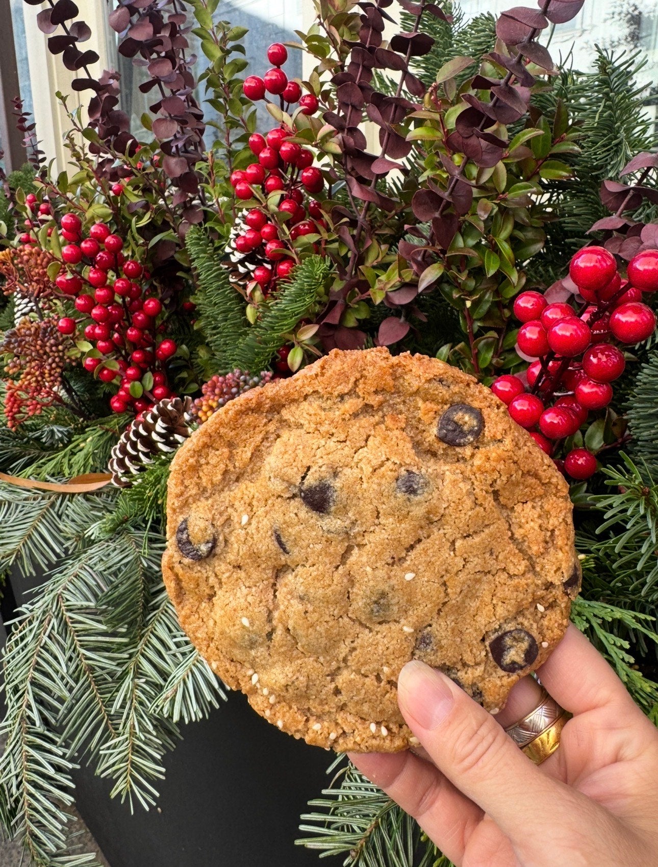 (FROZEN DOUGH) P.S. & CO. TAHINI CHOCOLATE CHIP COOKIE DOUGH