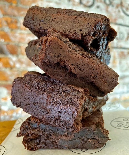 RECIPE: P.S. & CO. BLACK BEAN BROWNIE