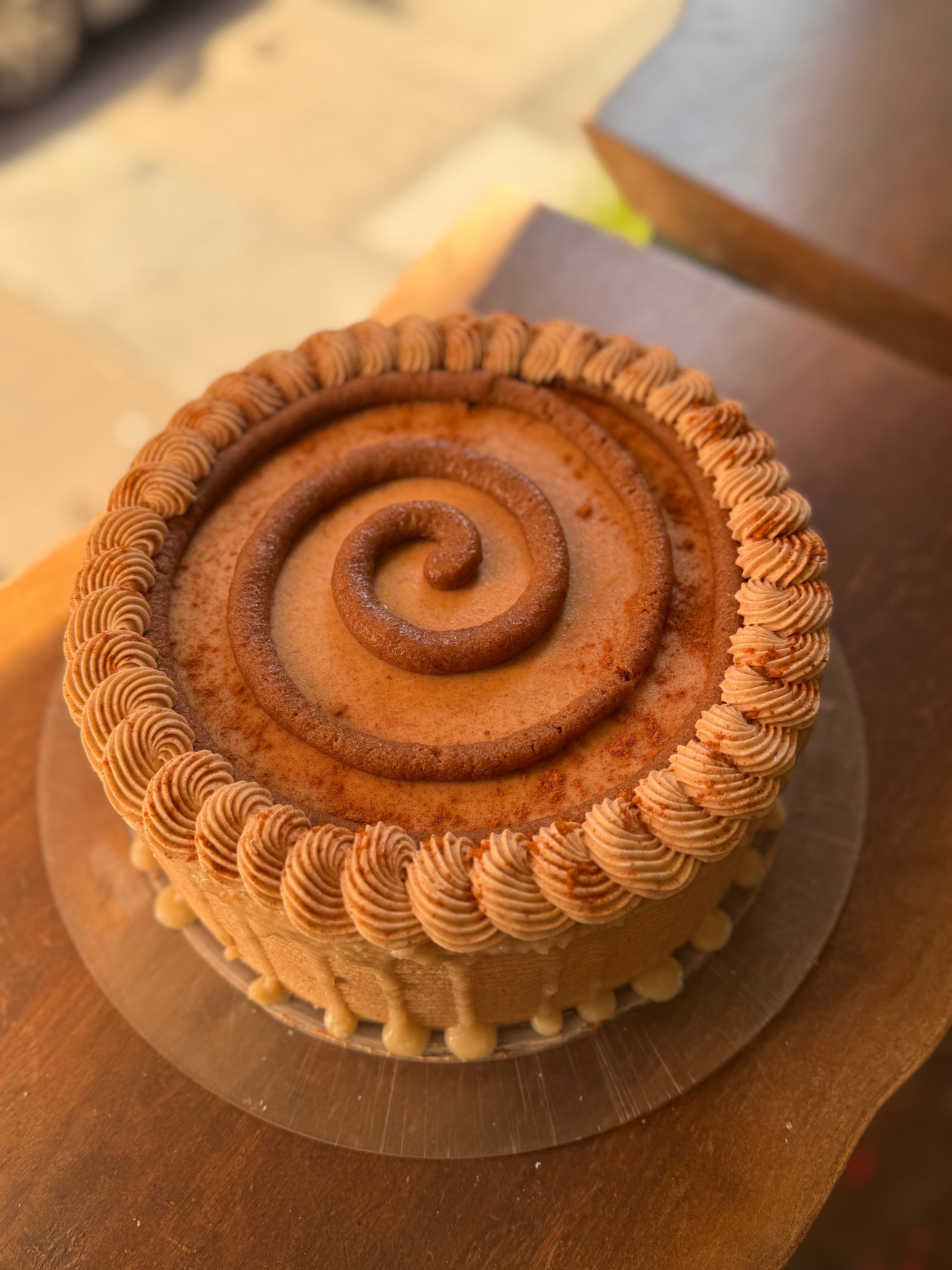 ORGANIC/GLUTEN-FREE/PLANT-RICH -------- CINNAMON ROLL CAKE