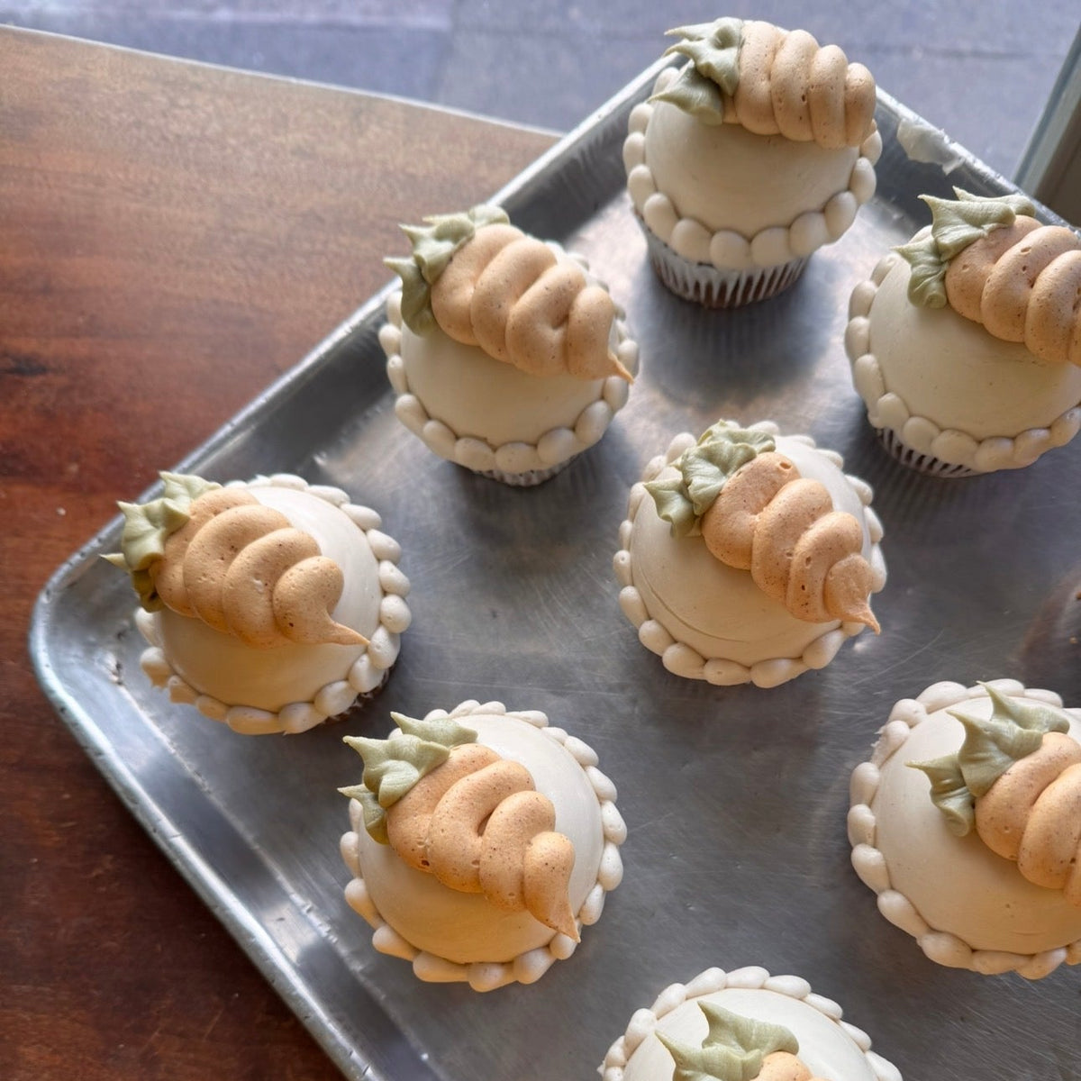 ORGANIC THANKSGIVING CUPCAKES