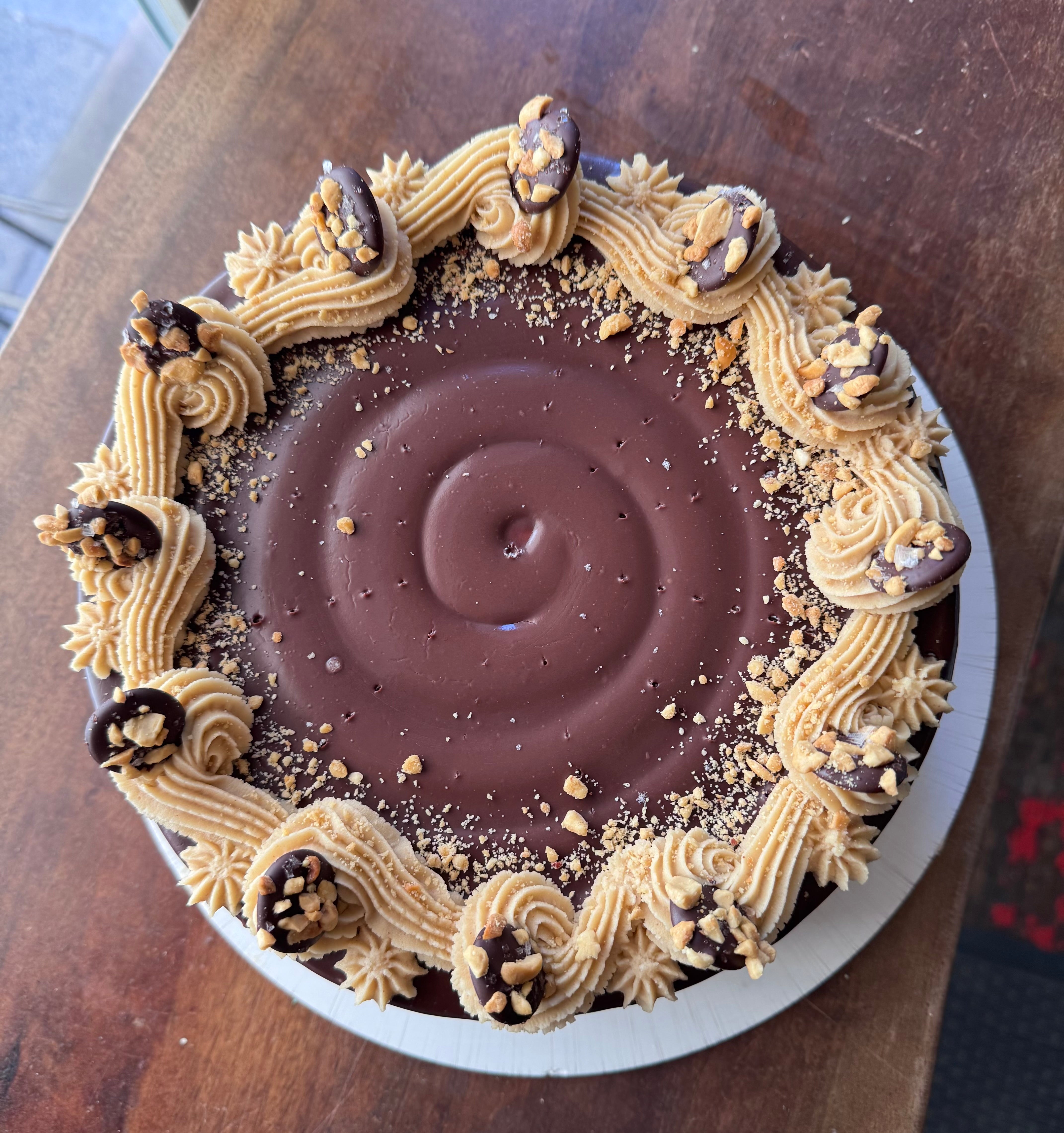 ORGANIC/GLUTEN-FREE/PLANT-RICH ------- CHOCOLATE CAKE