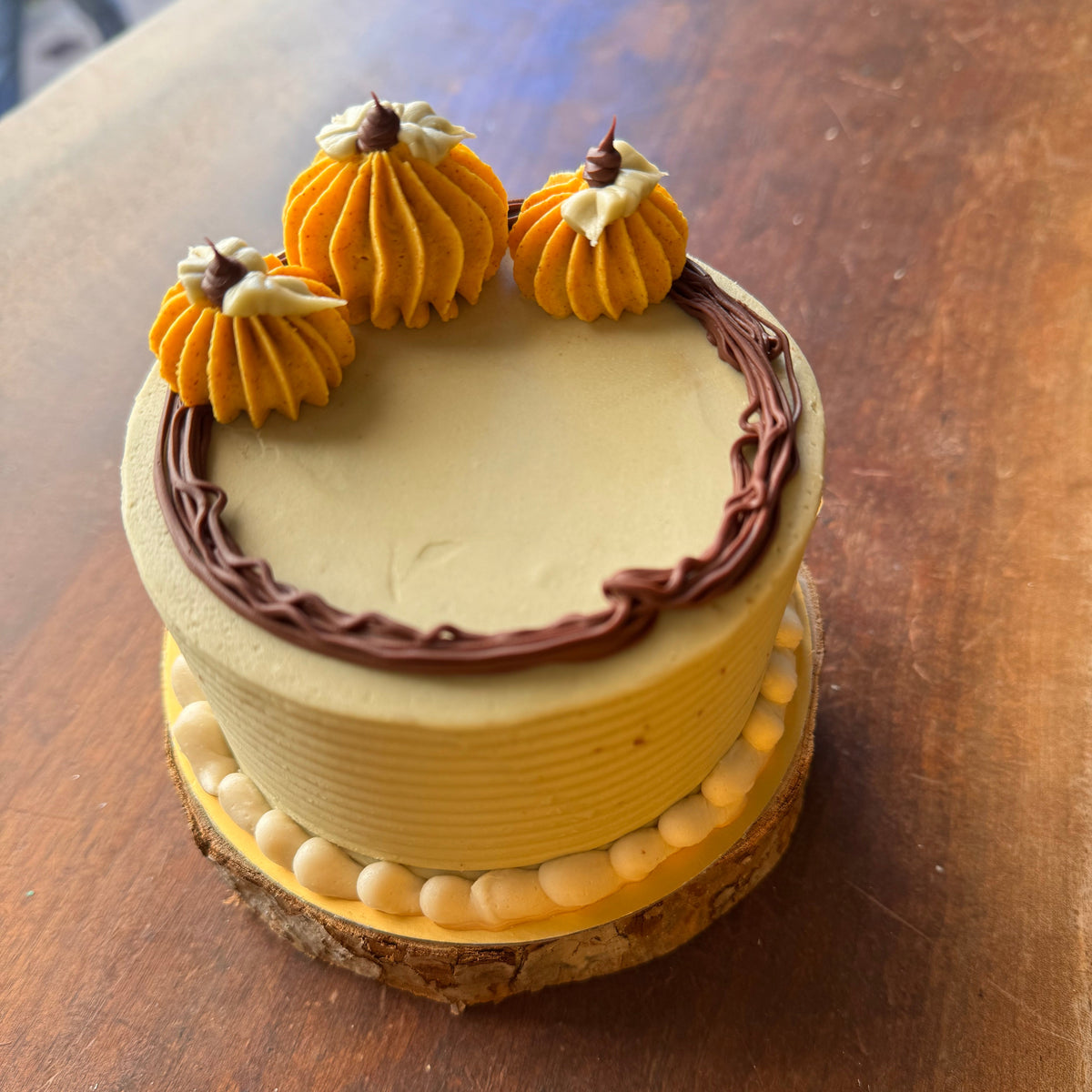 ORGANIC THANKSGIVING 2-LAYER CAKE